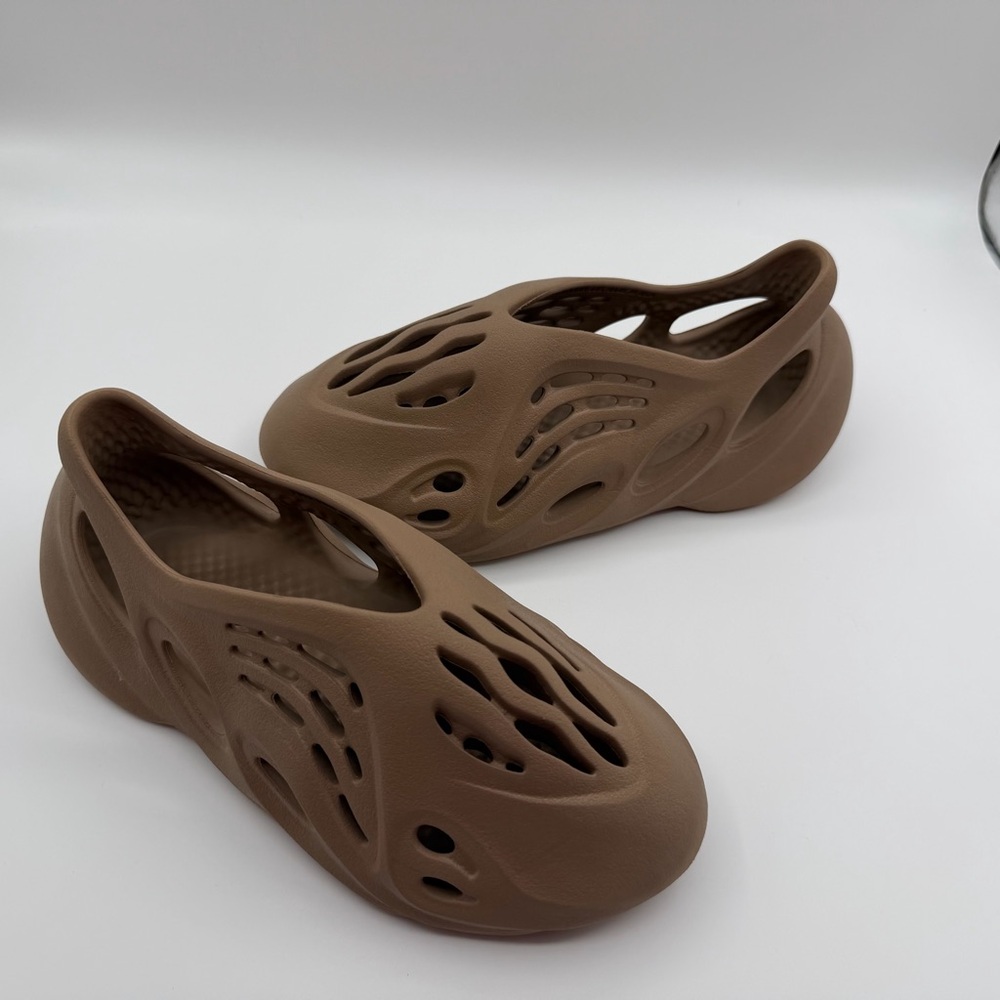 Adidas Yeezy Foam Runner FOAM RNNR Clay Size 6 Made in USA